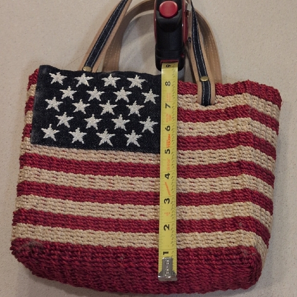 Amanda Smith Woven Red and Cream Flag Tote - Picture 9 of 11